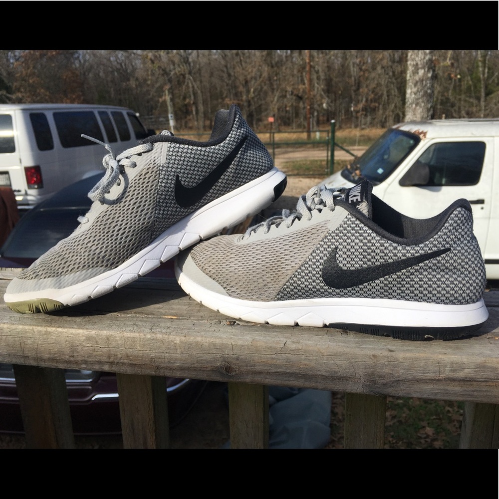 Mens Nike Flex Experience RN6 size 8.5